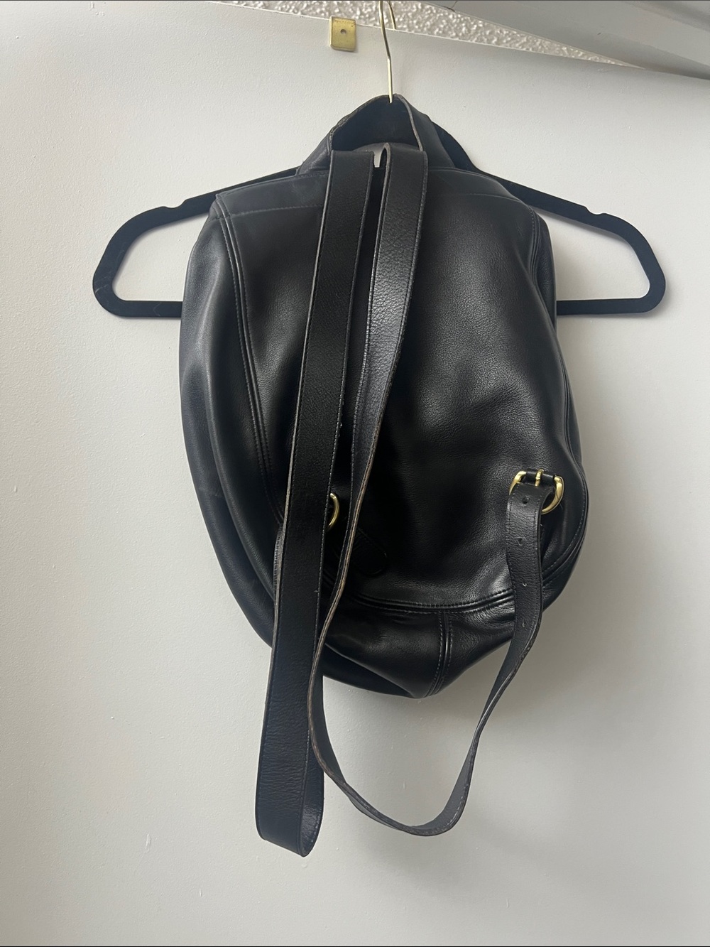 Coach SoHo Backsac 4134 Black Leather with Gold Hardware - Picture 4 of 7